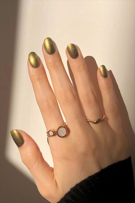 Dior Beauty Metallic Green Nail Polish Olive Gold Nails, Green Nails Metallic, Green Metallic Nails, Metallic Green Nails, Green Nails Ideas, Olive Nails, Nail Bling, Foundation Swatches, Gold Room