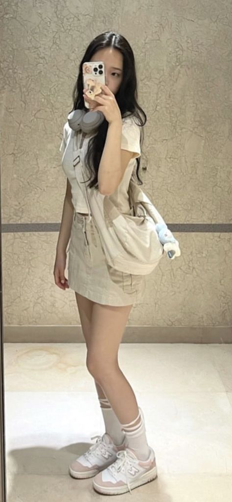 Saranghae Outfits, Tracy Saranghoe Outfit, Cute Skirt Outfits Korean, Saranghae Tracy Outfits, Saranghoe Tracy Fits, Saranghoe Outfits, Korean University Outfit, Tracy Outfits, Short Outfits Korean