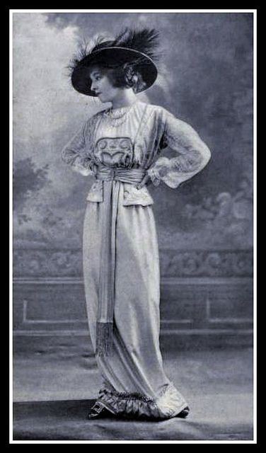 edwardian clothing | 1912 Edwardian Fashion - No.13 Eras Hair, Afternoon Dresses, 1912 Fashion, 1920 Women, Vintage Decoupage, Fashion 1910, Madeleine Vionnet, Fashion Goth, Flapper Dresses