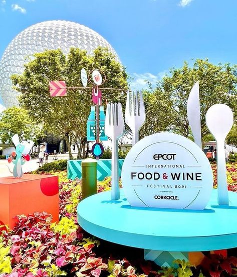 Disney Food Blog’s Instagram photo: “EPCOT FOOD AND WINE FESTIVAL MENUS ARE FINALLY HERE ‼️🍽️🍷 Some of our fave items are making their return (we're looking at you cheesy�…” Wine Festival Outfit, Epcot Food And Wine Festival, Epcot Theme Park, Food And Wine Festival, Disney World Food, Epcot Food, Disney Epcot, International Food, Disney Food Blog