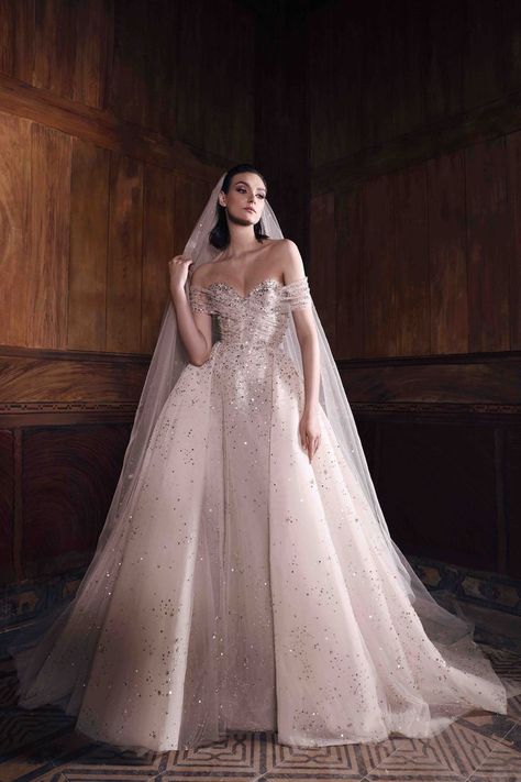 Wedding Dresses Zuhair Murad, Zuhair Murad Bridal, Zuhair Murad Dresses, Beaded Wedding Gowns, Most Beautiful Wedding Dresses, Fancy Wedding Dresses, Princess Gown, Princess Wedding Dress, Beaded Wedding