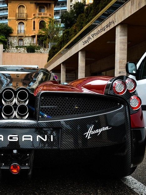 #PaganiHuayra Pagani Car, Pagani Huayra, Best Luxury Cars, Koenigsegg, Car Photography, Sports Cars Luxury, Amazing Cars, Car Wallpapers