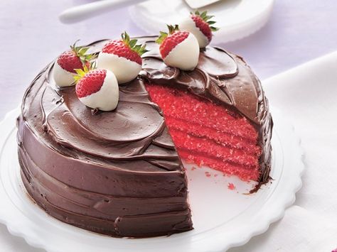 Chocolate-Covered Strawberry Cake Strawberry Cake With Chocolate, Chocolate Covered Strawberry Cake, Cake With Chocolate Frosting, Chocolate Strawberry Cake, Covered Strawberry, Chocolate Covered Strawberry, Strawberry Cake Recipes, Strawberry Cakes, Chocolate Strawberry