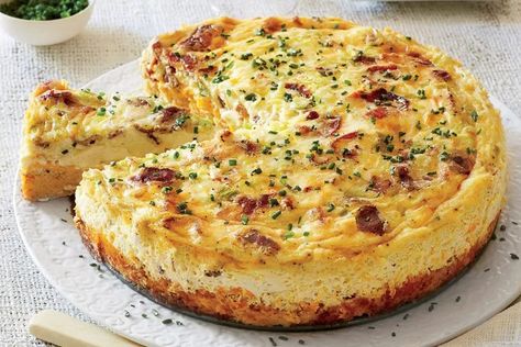 Bacon-and-Cheddar Grits Quiche Recipe Grits Quiche, Grits Recipe, Cheese Grits, Bacon Breakfast, Cheese Burger, Brunch Dishes, Bacon Cheddar, Quiche Recipes, Breakfast Recipes Casserole