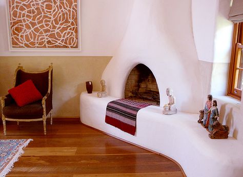 Adobe fireplace in the master bedroom   http://oraravalleyretreat.yolasite.com Cob Fireplace Indoor, Greek Fireplace, Mexican Fireplace, Beehive Fireplace, Adobe Fireplace, Eclectic Homes, New Mexico Homes, Classic House Exterior, Adobe House