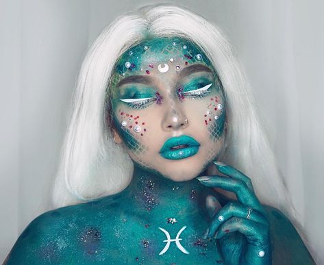 Pisces Art, Makeup Themes, Halloweenský Makeup, Face Paint Makeup, Halloween Makeup Scary, Unique Makeup, Mermaid Makeup, Creative Eye Makeup, Creative Makeup Looks