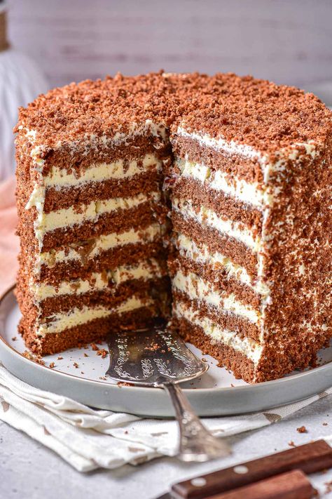 Russian Honey Cake (Medovik) Medovik Cake Recipes, Honey Cakes Medieval, Ukrainian Honey Cake, Medovik Cake, Gladiator Party, Russian Honey Cake Recipe, Medovik Honey Cake, Medovik Russian Honey Cake, Castella Cake Recipe