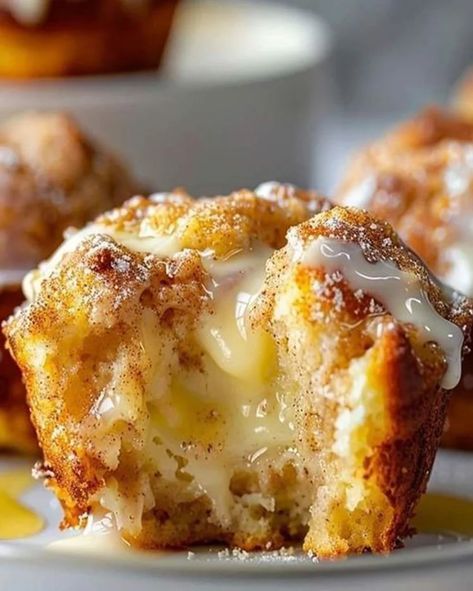 Gooey Cinnamon Cream Cheese Muffins, Cinnamon Cream Cheese Muffins, Optimal Recipes, Mini Caramel Apples, Cinnamon Cream Cheese, Caramel Apple Cheesecake, Dairy Free Cream, Simple Muffin Recipe, Cream Cheese Muffins