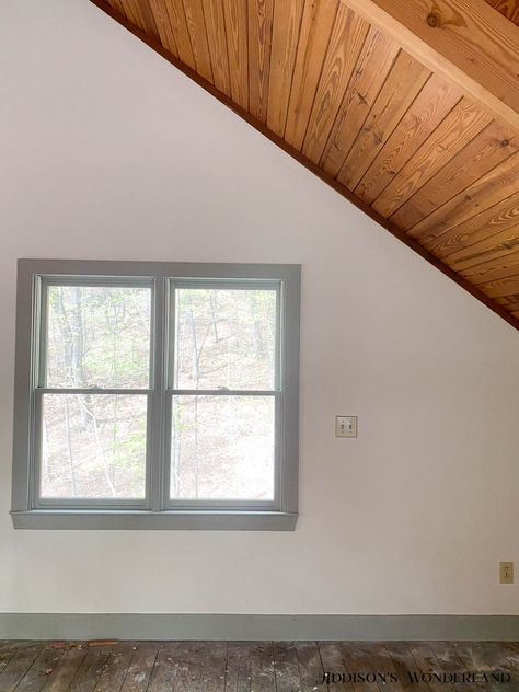 Cabin Wall Paint Colors, Cabin White Walls, White Walls Wood Ceiling, White Walls Blue Trim, Blue Trim Bedroom, Wood Ceiling Trim, Wood Ceiling Bathroom, Wood Window Trim, House Sunroom