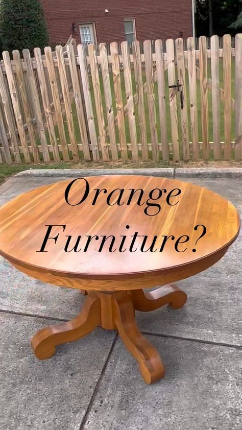 productofgracedesigns on Instagram: Strip orange furniture with Easy Off I tried this method for the first time successfully, and here’s everything I learned! This is the… Restaining Oak Table, Orange Oak Furniture Makeover, Orange Oak Table Makeover, Oak Dining Table Makeover, Oak Table Makeover, Dining Table Redo, Table Refinishing, Oak Table And Chairs, Wood Entry Table