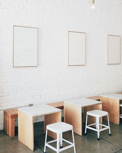 Instagrammable Cafes to Visit in Los Angeles 2019 - Wescover Features Coffee Shop Concept, Painting Coffee, Coffee Shop Ideas, Cafe Shop Design, Coffee Shops Interior, Cafe Bistro, Retro Interior, Cafe Ideas, Coffee Shop Design