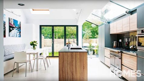 How to add natural daylight to a room | Real Homes Glass Box Extension, Box Extension, Single Storey Extension, Kitchen Diner Extension, Open Plan Kitchen Living Room, Kitchen Glass, Bespoke Kitchen, House Extension Design, Real Homes