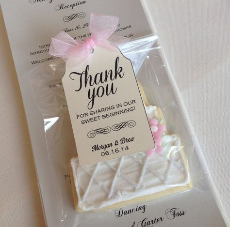 Wedding thank you cookie & tag - such a sweet touch! Thank You Cookies For Wedding, Thank You Cookies Wedding, Wedding Favors For Guests Cookies, Homemade Cookie Wedding Favors, Dog Cookie Wedding Favors, Custom Wedding Cookies Party Favors, Thank You Cookies, Wedding Favours Thank You, Garter Toss