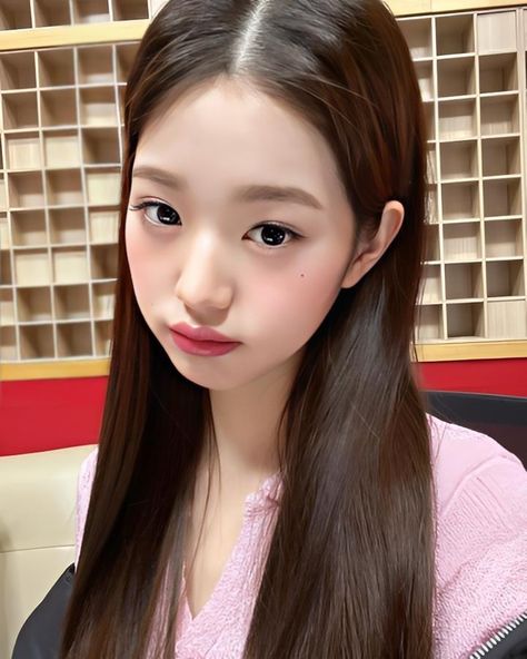 Liz Lee, Iz One Wonyoung, Pfp Kpop, 2022 Aesthetic, Aesthetic Editing, Girls Korean, Ive Wonyoung, Aesthetic Editing Apps, Editing Apps