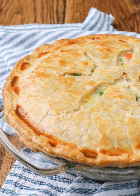 Low Carb Chicken Pot Pie, Turkey Pot Pie Easy, Pot Pie Recipe Easy, Classic Chicken Pot Pie, Turkey Pot Pie Recipe, Dinner Pies, Turkey Pie, Turkey Pot, Chicken Pot Pie Soup