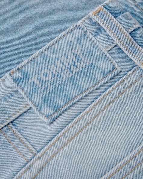 Tommy Hilfiger Launches First Jeans Redesign Garments – Sourcing Journal Jeans Trend, Jeans Store, Denim Inspiration, Denim Projects, Denim Ideas, Pants Details, Kids Denim, Mens Pants Fashion, Clothing Details