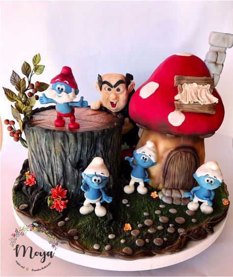 Smurf Cake Ideas, Smurfs Cake, Smurfs Party, Fiesta Cake, The Smurfs, Minecraft Cake, Character Cakes, Cat Cake, Disney Cakes