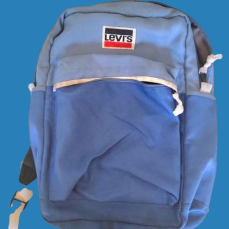 Levi's backpack 🎒 Jansport Backpack, Message Me, Levi's, Backpacks, Outfit Inspo, Plus Fashion, Fashion Design, Closet, Fashion Trends