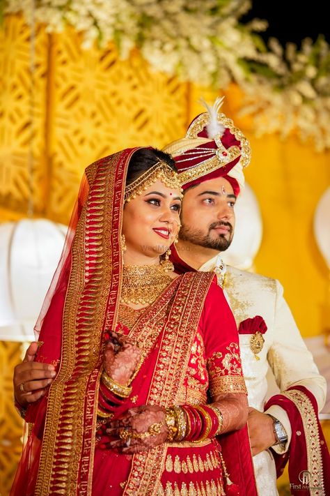 Dulhan Pic, New Dulhan Pose, विवाह की दुल्हन, Marriage Poses, Indian Wedding Pictures, शादी की तस्वीरें, Indian Bride Poses, Indian Bride Photography Poses, Bride Photos Poses