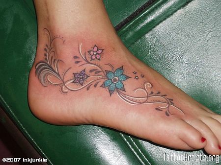 Swirl Tattoo, Ankle Tattoos For Women, Ankle Tattoos, Foot Tattoos For Women, Unique Pictures, Tattoos For Women Flowers, Original Tattoos, Geniale Tattoos, Tattoos Skull