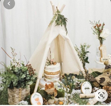 Woodland Baby Shower Centerpieces, Gold Safari Baby Shower, Rustic Baby Shower Decorations, Boho Themed Party, Gold Baby Shower Decorations, Woodland Creatures Baby Shower, Baby Shower Decorations Neutral, Elephant Baby Shower Decorations, Woodland Baby Shower Decorations