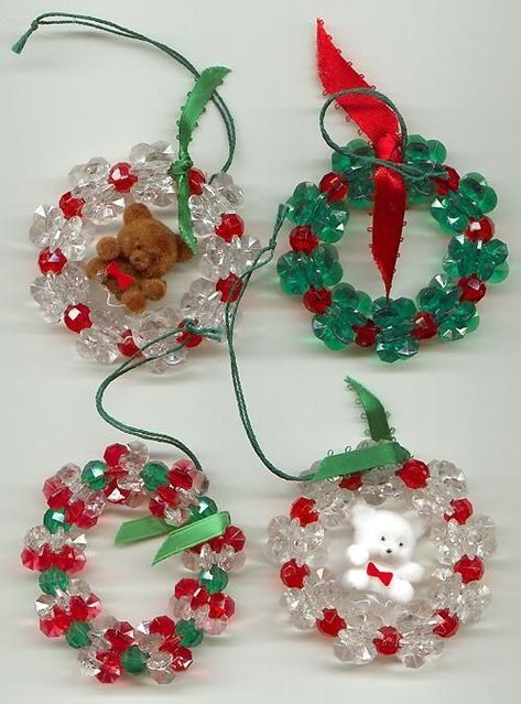 Beaded Christmas Decorations, Beaded Christmas Ornaments, Christmas Bead, Christmas Craft Ideas, Christmas Ornaments Homemade, Christmas Ornament Crafts, Christmas Ornaments To Make, Beaded Ornaments, Noel Christmas