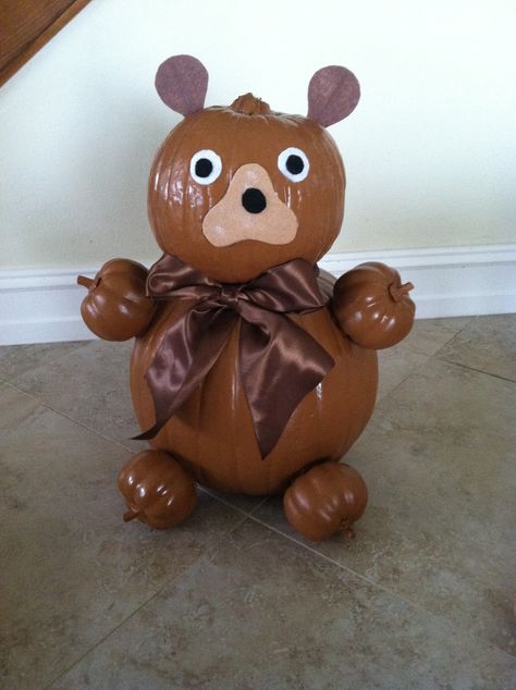 Bear Pumpkin Pooh Bear Pumpkin, Bear Pumpkin Carving, Bear Pumpkin, Sister Bear, Fun Animals, Bear Halloween, Painted Pumpkin, Pumpkin Carving Templates, Halloween Toys