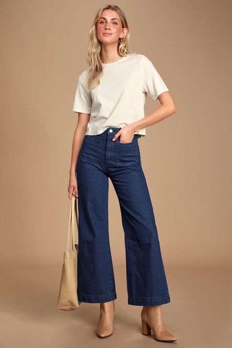 831c2f88a604a07ca94314b56a4921b8desc48223678ri Sailor Jeans, Mid Rise Flare Jeans, Jeans Outfit Women, Chic Jeans, Jeans Outfit Summer, High Rise Wide Leg Jeans, Cropped Wide Leg Pants, Cream Top, Jeans Wide