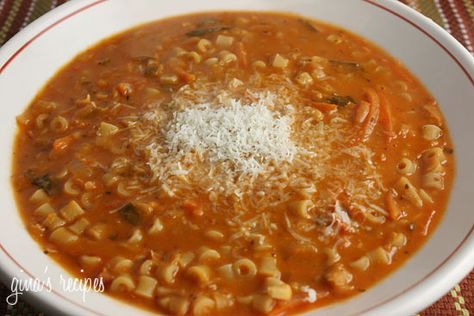 Pasta Fagioli (Pasta and Beans) - great tasting, thick, hearty Italian soup. Pasta Fagioli Soup, Fagioli Soup, Pasta Fagioli, Italian Soup, Pasta E Fagioli, Skinny Taste Recipes, Minestrone, Delicious Soup, Soup And Salad