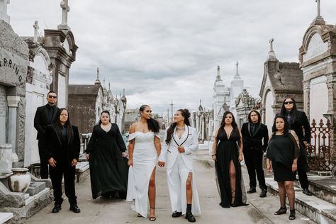 A gothic Halloween wedding photoshoot for Stephanie and Alexis's wedding. With white bride and bride wedding dresses and black bridesmaids dresses, it was the perfect New Orleans Halloween wedding. lesbian wedding, lgbtq wedding Gothic New Orleans, Engagement Videography, New Orleans Halloween, Black Bridesmaids Dresses, Lesbian Wedding Photography, Queer Weddings, Bridal Photographs, Creative Wedding Photo, Black Bridesmaids