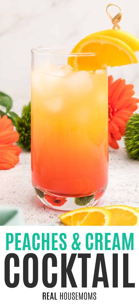 Peach Cocktail Recipe Summer Drinks, Peach Drinks Alcohol Cocktails, Peach Summer Drinks, Whipped Vodka Drinks, Peach Vodka Drinks, Peach Schnapps Drinks, Summer Vodka Drinks, Alcoholic Drinks Vodka, Peach Cocktail Recipe