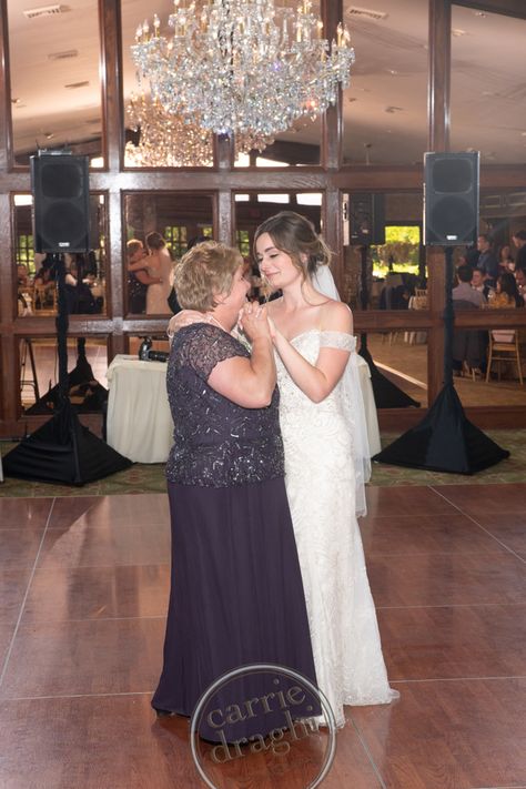 Wedding DJ | Atmosphere Productions - Top 25 Mother Daughter Dance Song Mother Daughter Dance Songs, Mother Daughter Wedding Songs, Mother Daughter Songs, Mother Daughter Wedding Photos, Mother Daughter Wedding, Classic Wedding Themes, Daughter Songs, Uplighting Wedding, Lauren Alaina