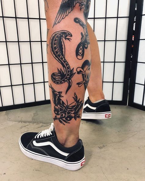 June Tattoos, Trad Flash, Traditional Snake Tattoo, Legs Tattoo, Shoulder Sleeve Tattoos, Abstract Tattoo Ideas, Tato Dada, Traditional Sleeve, Old School Tattoo Designs