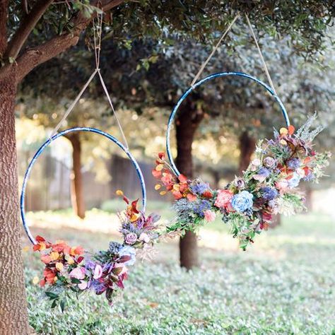 DIY Floral Hanging Hula Hoop Wreaths Diy Hula Hoop, Hoop Wreaths, Diy Wedding Decor, Joy Wreath, Rustic Wedding Reception, Wedding Wreath, Hula Hoops, Silk Flowers Wedding, Wedding Wreaths