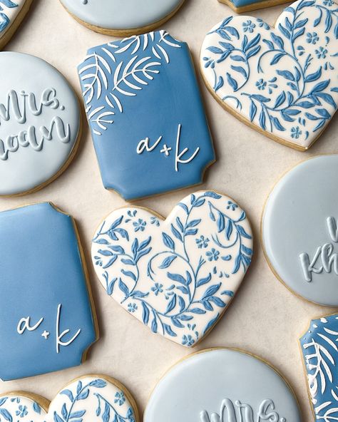 This floral pattern is totally worthy the hand cramp 😍 Blue Floral Cookies Decorated, Flower Iced Cookies, Something Blue Cookies, Hydrangea Cookies Decorated, Something Blue Before I Do Cookies, Something Blue Bridal Shower Cookies, Blue Decorated Cookies, Blue Bridal Shower Cookies, White Cookies Decorated