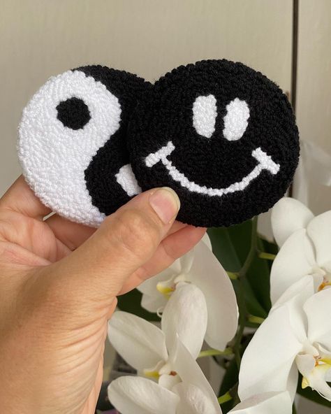 Excited to share the latest addition to my #etsy shop: Black Smiley Punch Needle Car Coasters Set of 2, Gift for New Car, Personalized Car Decor, Cute Gift Ideas https://etsy.me/3dCjxG9 #black #white #carcoasters #y2kdecor #punchneedlecoaster #newcargift #cardecor #car Punch Needle Black And White, Black And White Punch Needle, Cute Gift Ideas, Black Coasters, Pink Punch, Personalized Car, Rug Ideas, Car Gift, Handmade Coasters