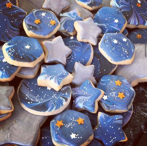 Sun And Moon Cookies, Space Royal Icing Cookies, Space Brownies, Space Cookies Decorated, Sugar Cookies Icing, 2023 Cookies, Space Cookies, Galaxy Desserts, Galaxy Cookies