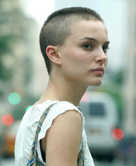 Top 10 Feminine Very Short Hairstyles for Women - HubPages Crew Cut Women, Very Short Hairstyles For Women, Very Short Hairstyles, Sleek Short Hair, Skinhead Girl, Hair Paste, Wedding Hairstyles For Medium Hair, Girl Fashion Style, Mario Nintendo