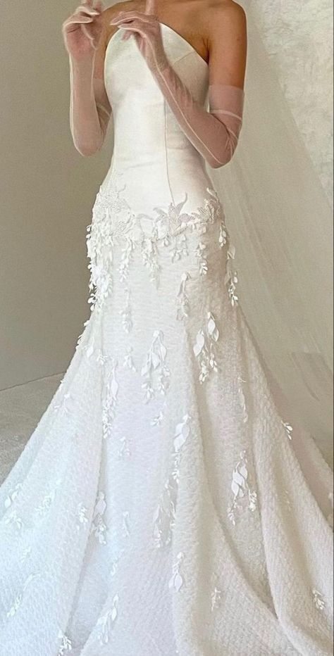 Bridal Collection 2023, Hamda Al Fahim, Classy Wedding Dress, Pretty Wedding Dresses, Fancy Wedding Dresses, Couture Bridal, Dream Wedding Ideas Dresses, Classy Wedding, Wedding Dress Couture