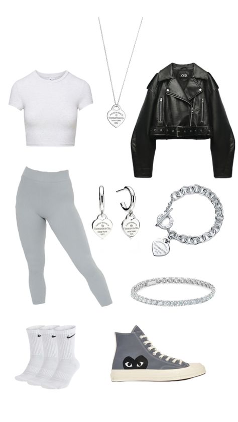 Basic outfit Chav Outfits, Stylish Summer Outfits, Cold Outfits, Outfit Inspo Casual, Trendy Outfits For Teens, Cute Lazy Outfits, Cute Lazy Day Outfits, Cute Comfy Outfits, Simple Trendy Outfits