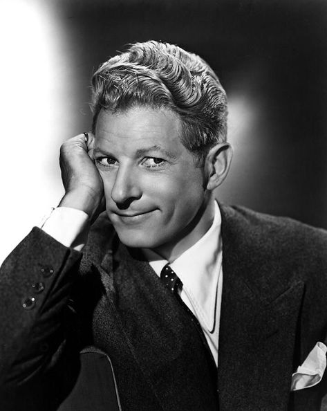 Danny Kaye Klasik Hollywood, Danny Kaye, Ronald Colman, Septième Art, Hooray For Hollywood, Classic Movie Stars, Lucille Ball, Dean Martin, Actrices Hollywood