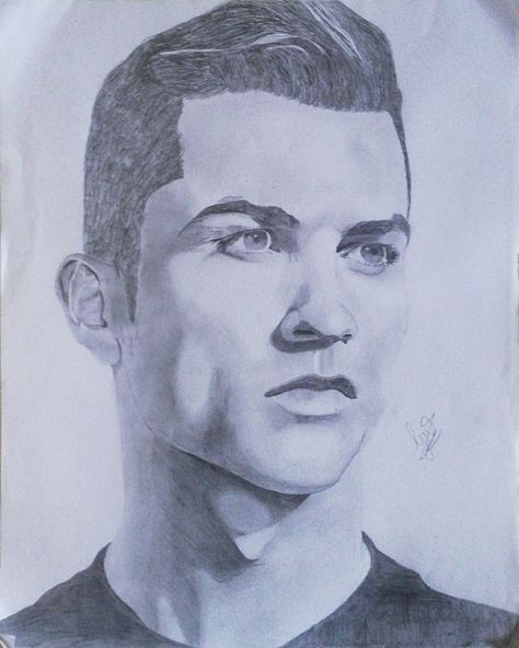 Ronaldo Sketch Pencil, Cristiano Ronaldo Sketch, Ronaldo Sketch, Sketch Pencil, Kylian Mbappe, Pencil Art Drawings, Easy Drawing, Pencil Sketch, Pencil Art