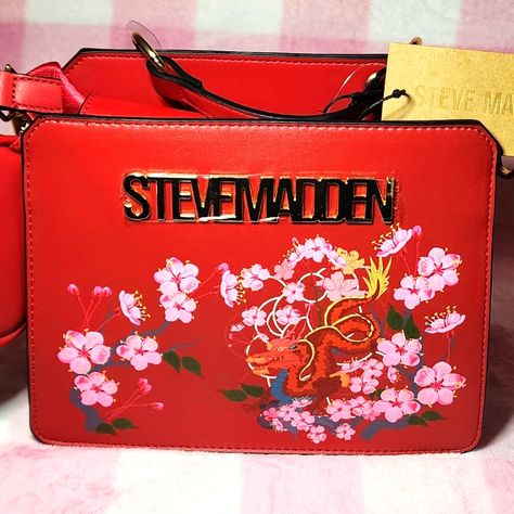 Brand New With Tags From Steve Madden- Lunar New Year/Year Of The Dragon Bevelyn Crossbody In Red. Ships Next Business Day From Smoke-Free Home. Steve Madden Bevelyn, Steve Madden Wallet, Steve Madden Purse, Steve Madden Handbags, Red Purses, Steve Madden Bags, Crossbody Tote Bag, Year Of The Dragon, Crossbody Wallet