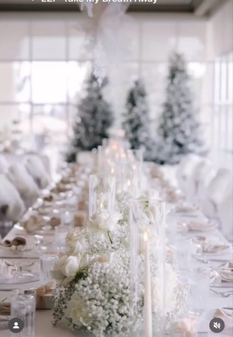 Winter Wedding White, Winter White Party Decorations, Pink Winter Bridal Shower Ideas, Winter Bridal Shower Themes Decor, Winter Baby Shower Table Setting, White Winter Party Decorations, White Winter Tablescapes, Rustic Winter Wonderland Party, Winter Baby Shower Gift Table