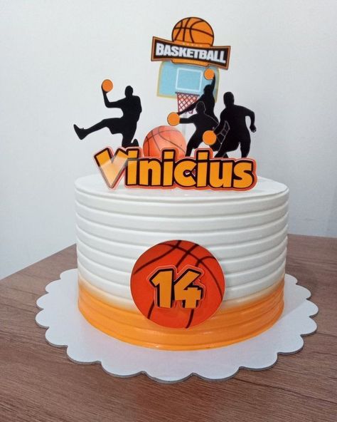 Bolo Do Barcelona, Bob Marley Cakes, Basketball Cakes, Jordan Cake, Basketball Birthday Cake, Sports Cake Topper, Basketball Theme Birthday, Silhouette Sport, Cake Basket