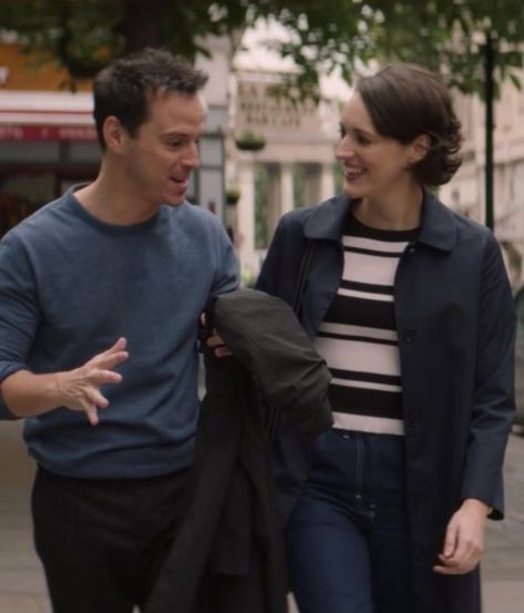 Hot Priest Fleabag Icon, Priest And Fleabag, Fleabag Drawing, Fleabag And Priest, Priest Fleabag, The Hot Priest, 6 Feet Under, Brooklyn 9 9, Andrew Scott