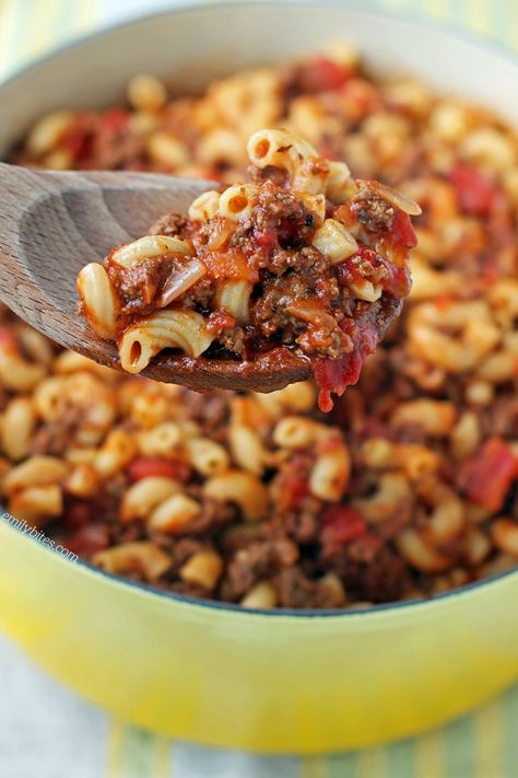 Beefy American Goulash - Emily Bites Dinners With Beef, Emily Bites, American Goulash, Juicy Tomatoes, Goulash, Ww Recipes, Beef Dishes, Ground Turkey, One Pot Meals