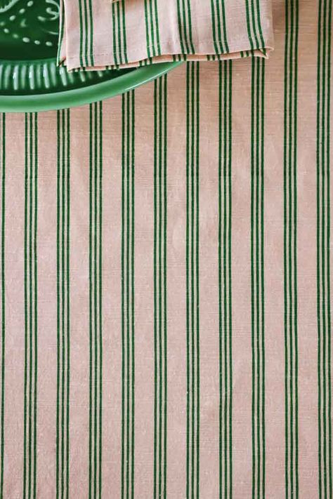 Spring Table Cloth, Birthday Beach Picnic, Cottage Dining Room, Stripe Table, Swan Wedding, Favorite Things Party, Italy House, Green Tablecloth, Striped Tablecloths