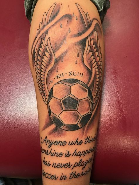 Soccer ball with wings Shogun Tattoo, Soccer Tattoos, Football Tattoo, Sport Tattoos, Ball Tattoo, About Football, Cool Arm Tattoos, Arm Band Tattoo, Leg Sleeve Tattoo