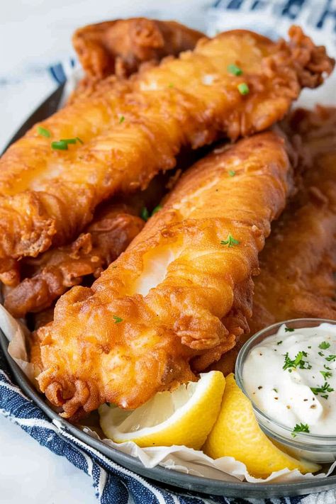 Crispy Fish Batter Recipe Crispy Fish Batter, Battered Fish Recipe, Fried Fish Batter, Homemade Fish And Chips, Beer Battered Fish Recipes, Fish Batter, Frying Fish, Fish Fried, Fish Batter Recipe